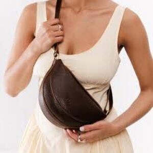 Portland Leather Koala Sling bag purse